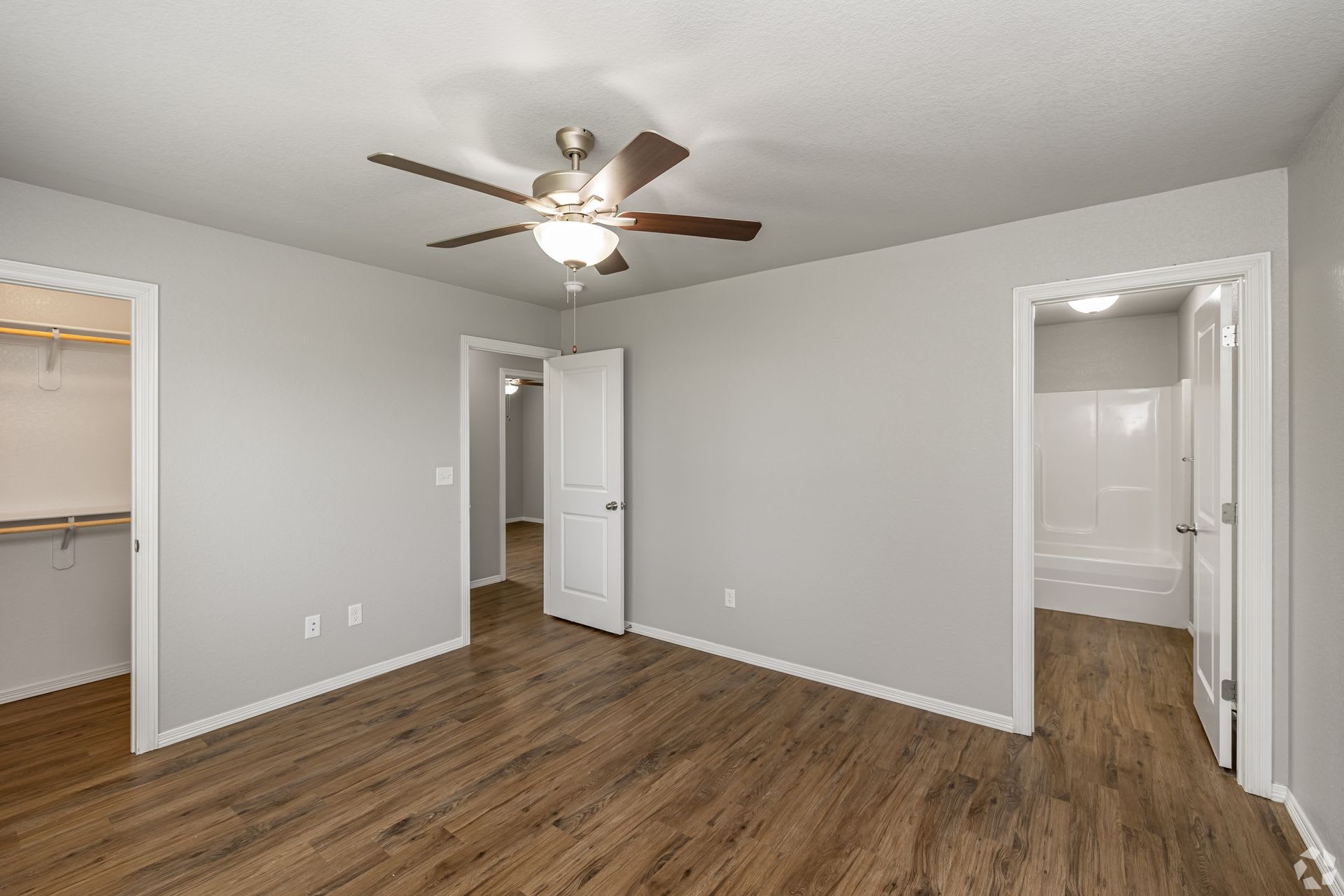Montclair Court – photo 5
