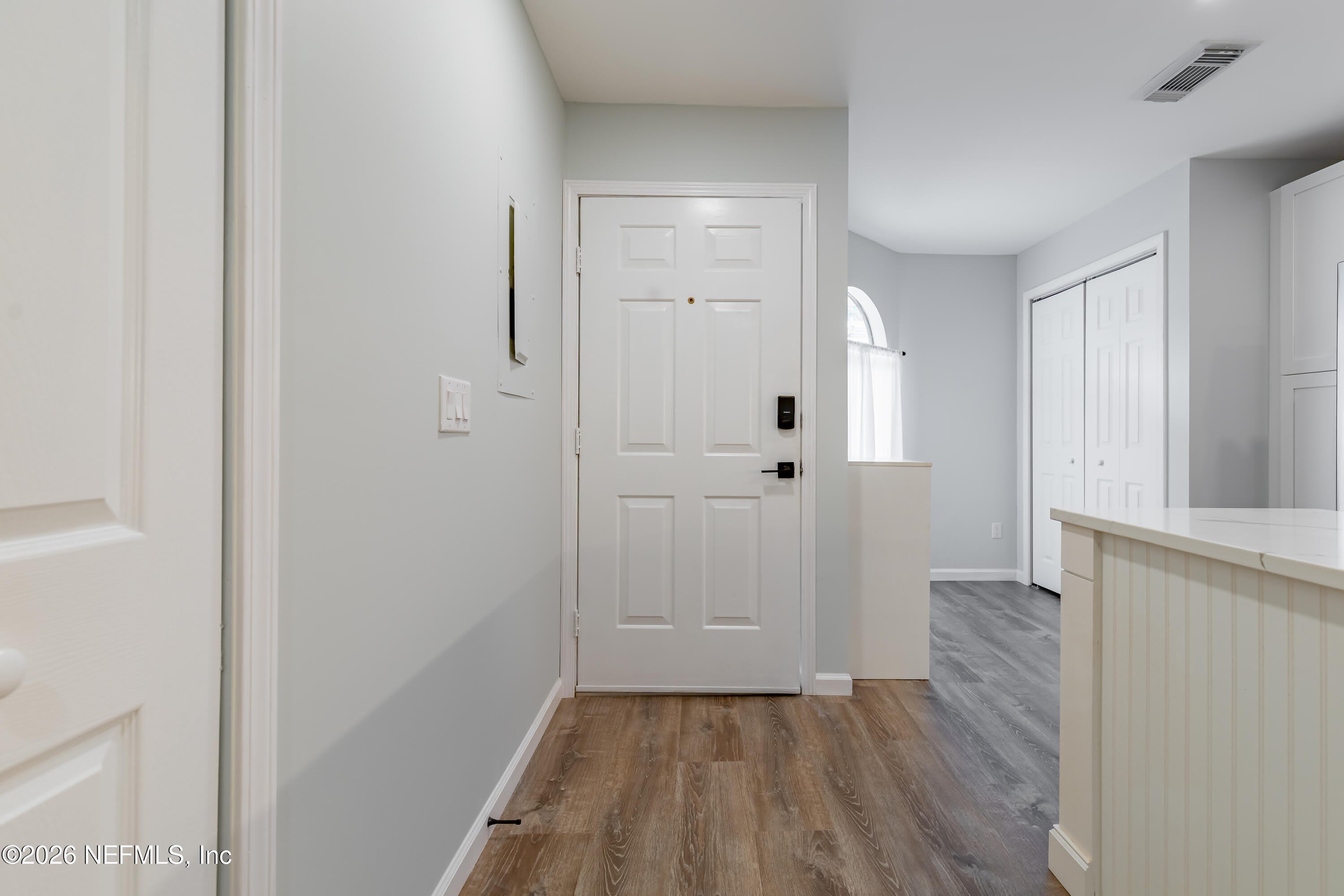 8118 BAYMEADOWS Circle – photo 2