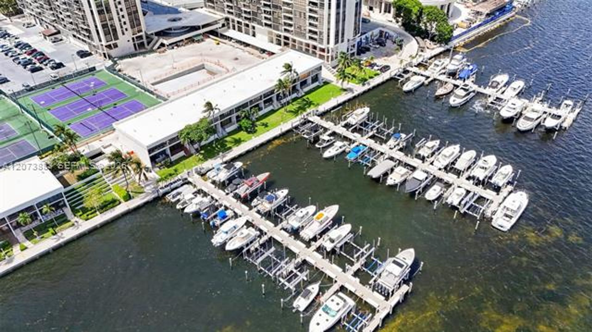 1915 Brickell Ave cu-C1607, Miami, FL 33129 – photo 2