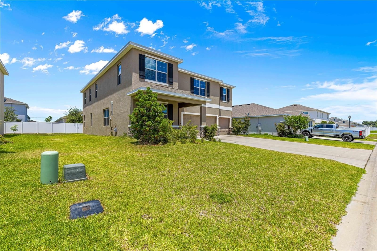 8142 SW 59TH Avenue – photo 2