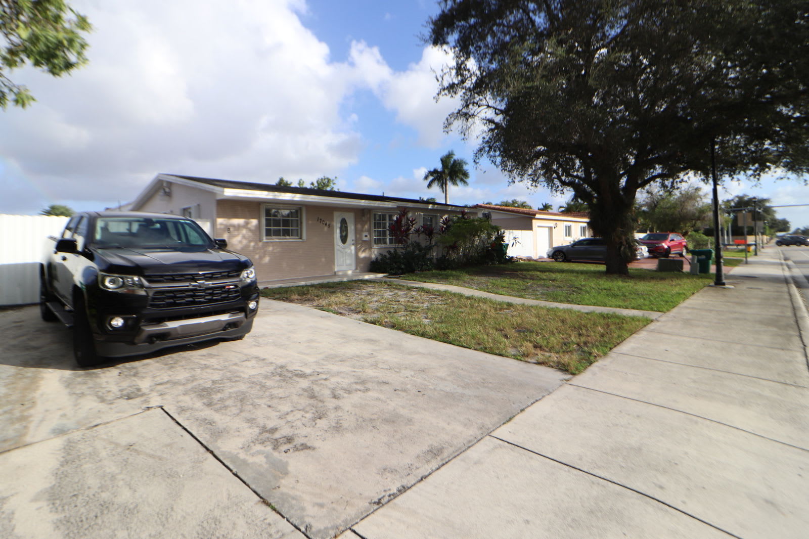 17045 Northwest 87Th Avenue – photo 3