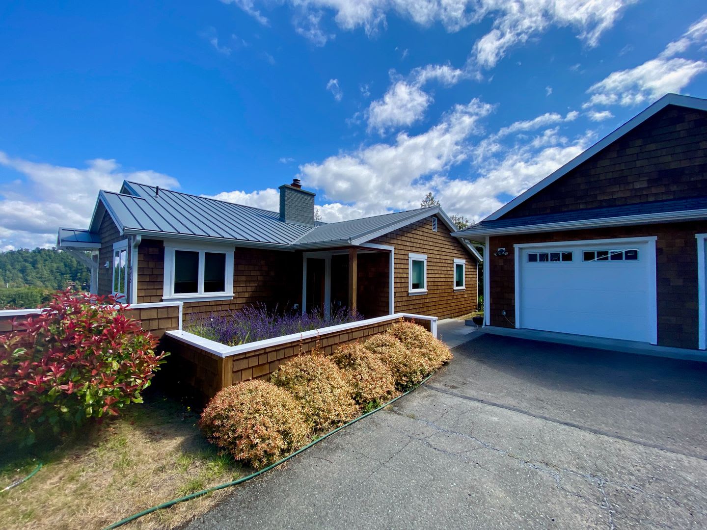 Term Rental in Town with Harbor View – photo 3