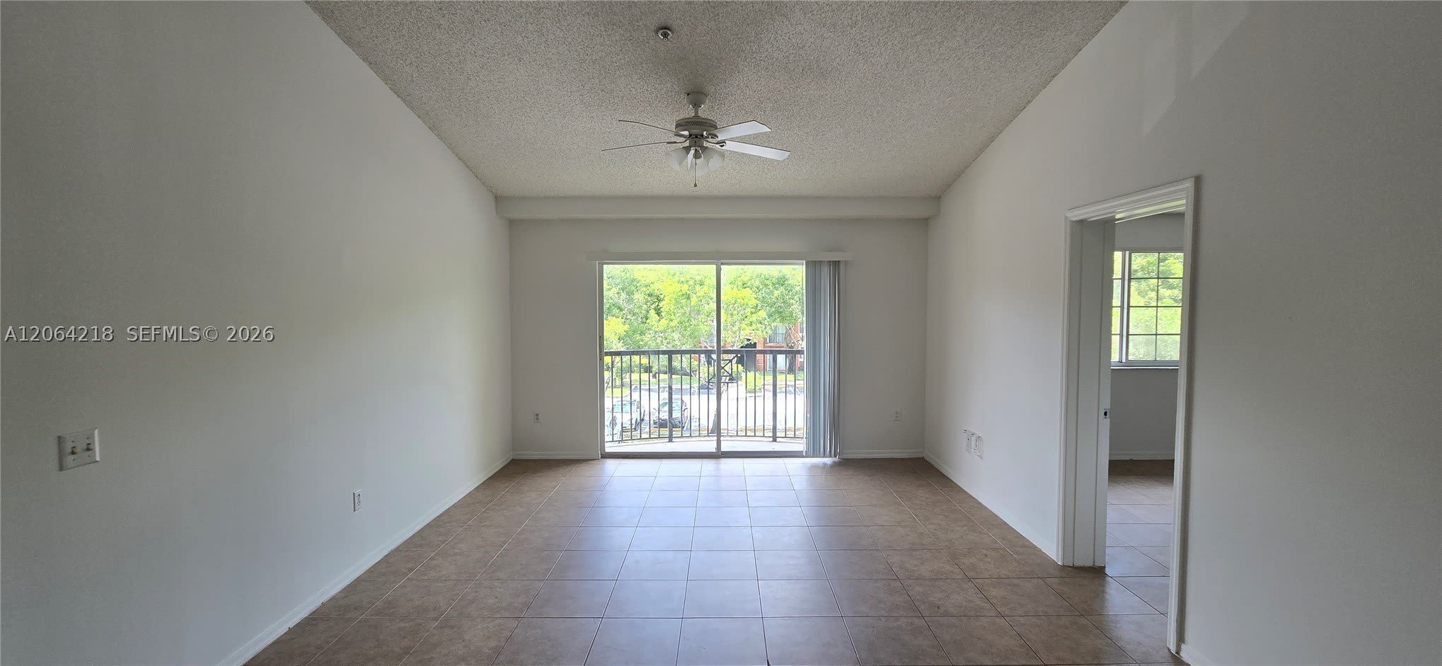 4149 N Haverhill Rd – photo 3