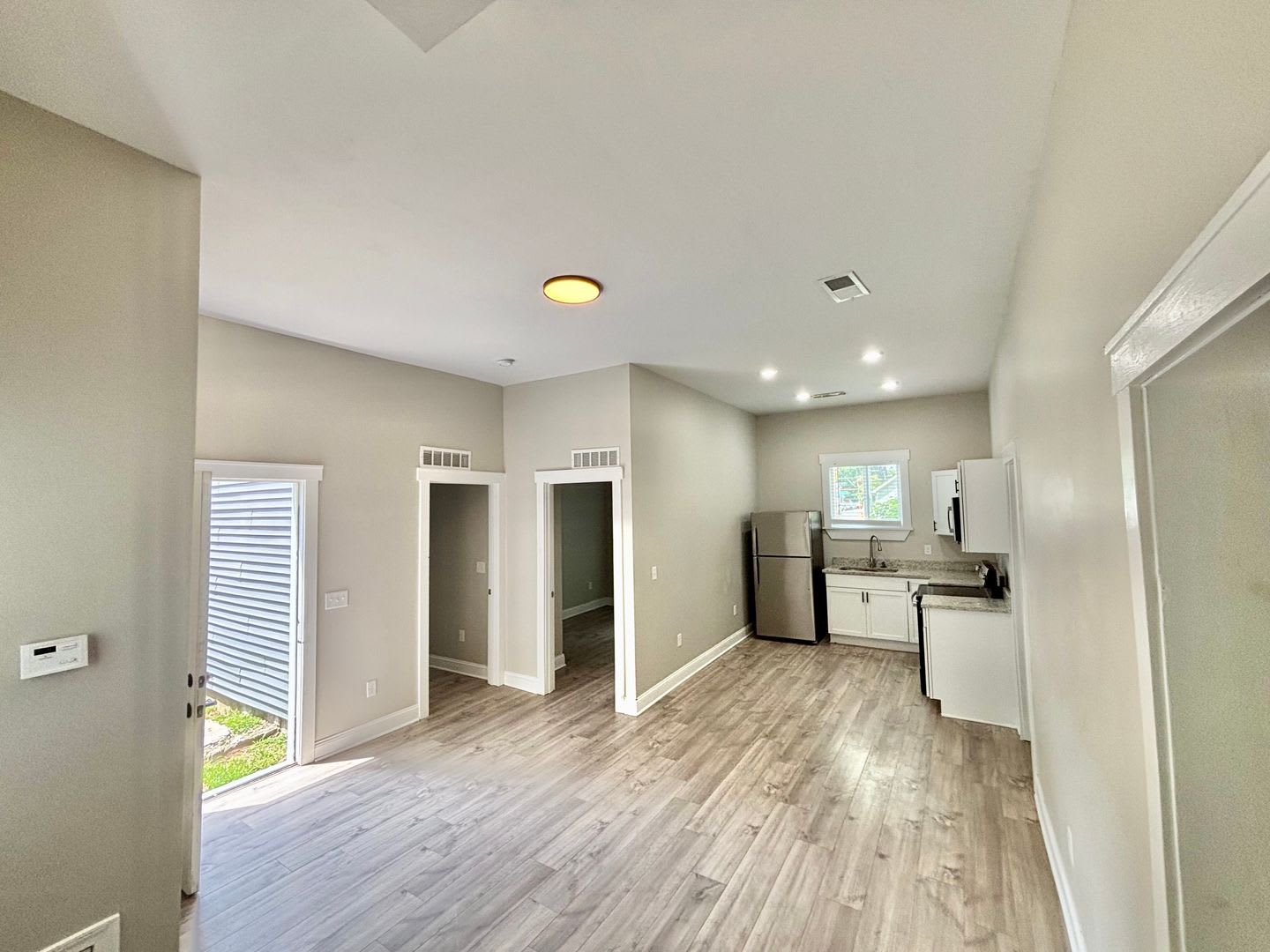 513 S 24Th Street 2 Bedroom House Fenced Yard Off Street Parking Pets Okay – photo 5