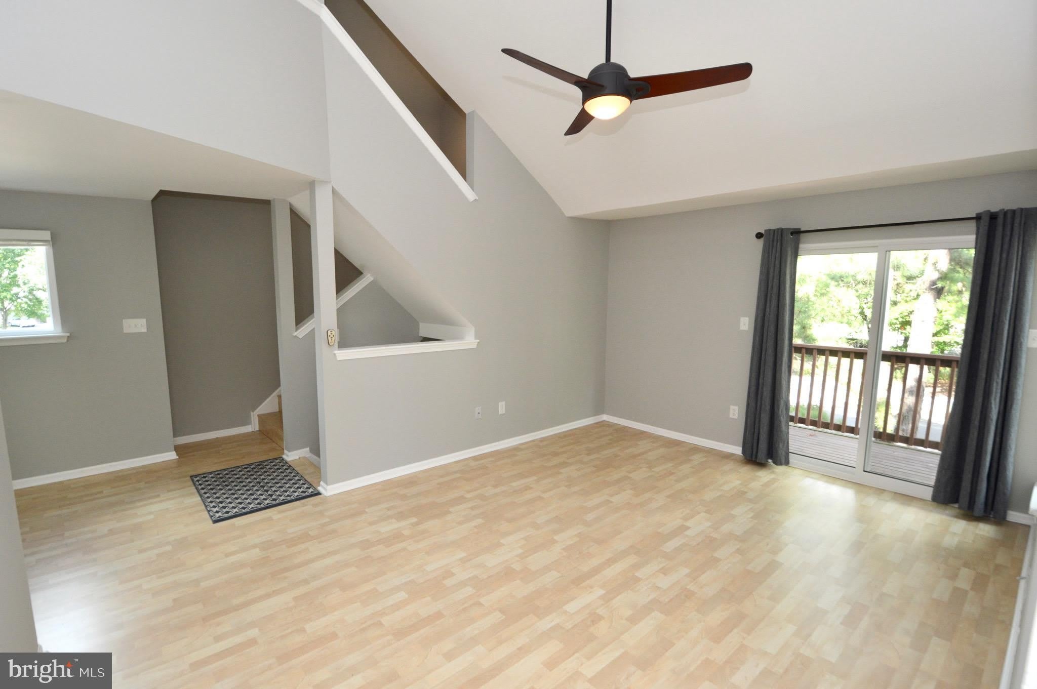 340 Woodlake Drive – photo 4