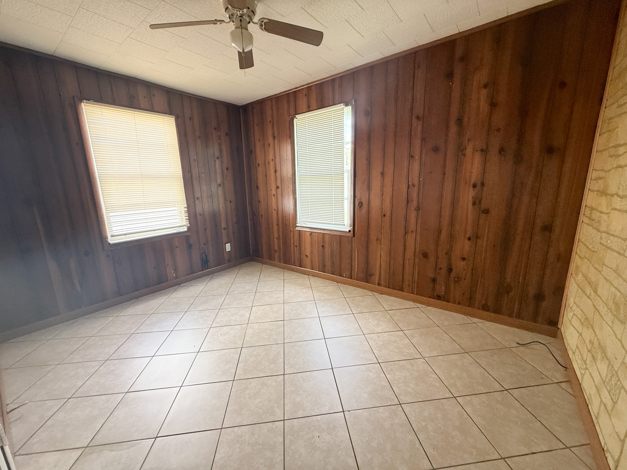 2201 Tebeau Street – photo 3