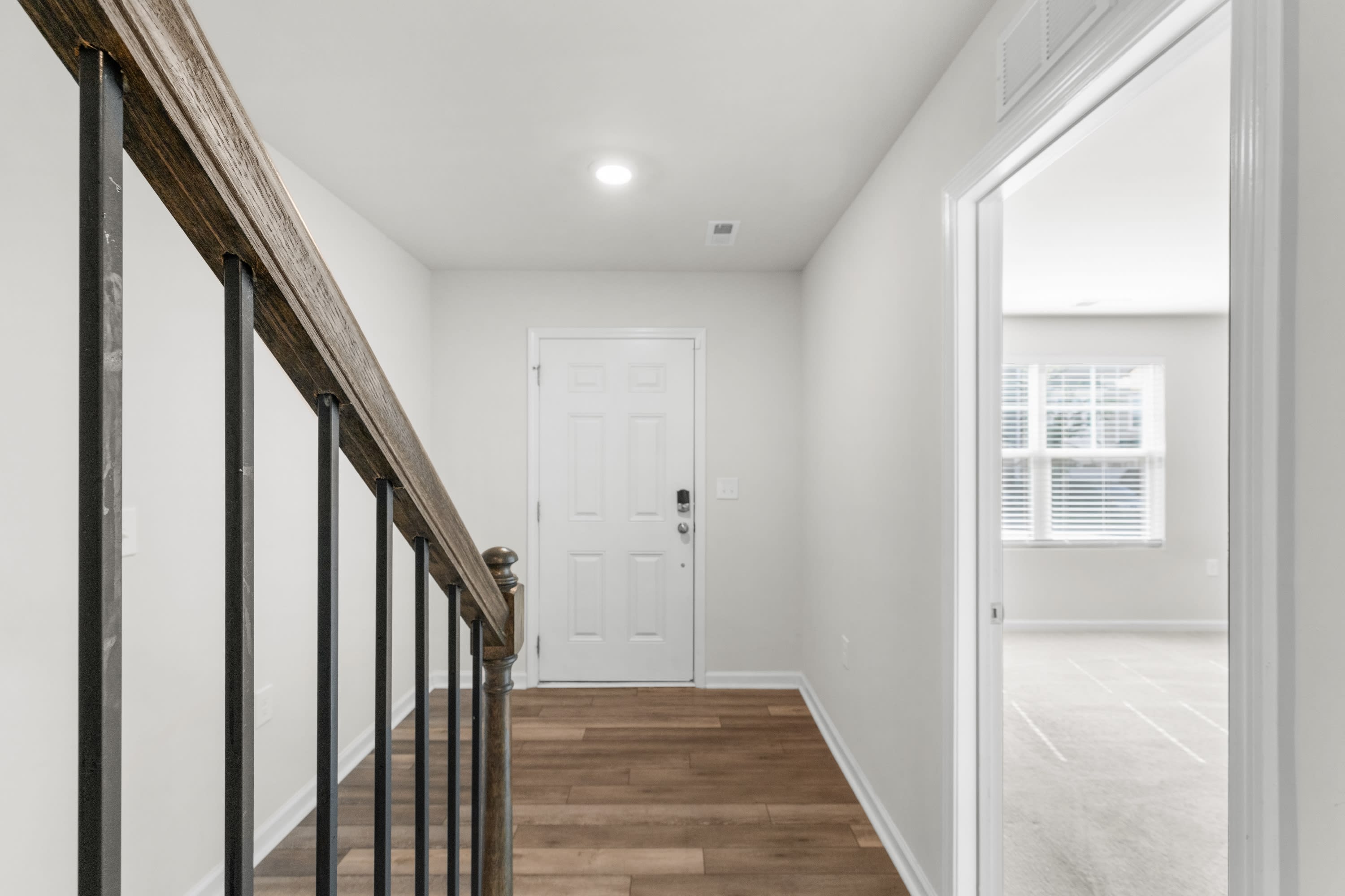 1009 Belloak Way – photo 2