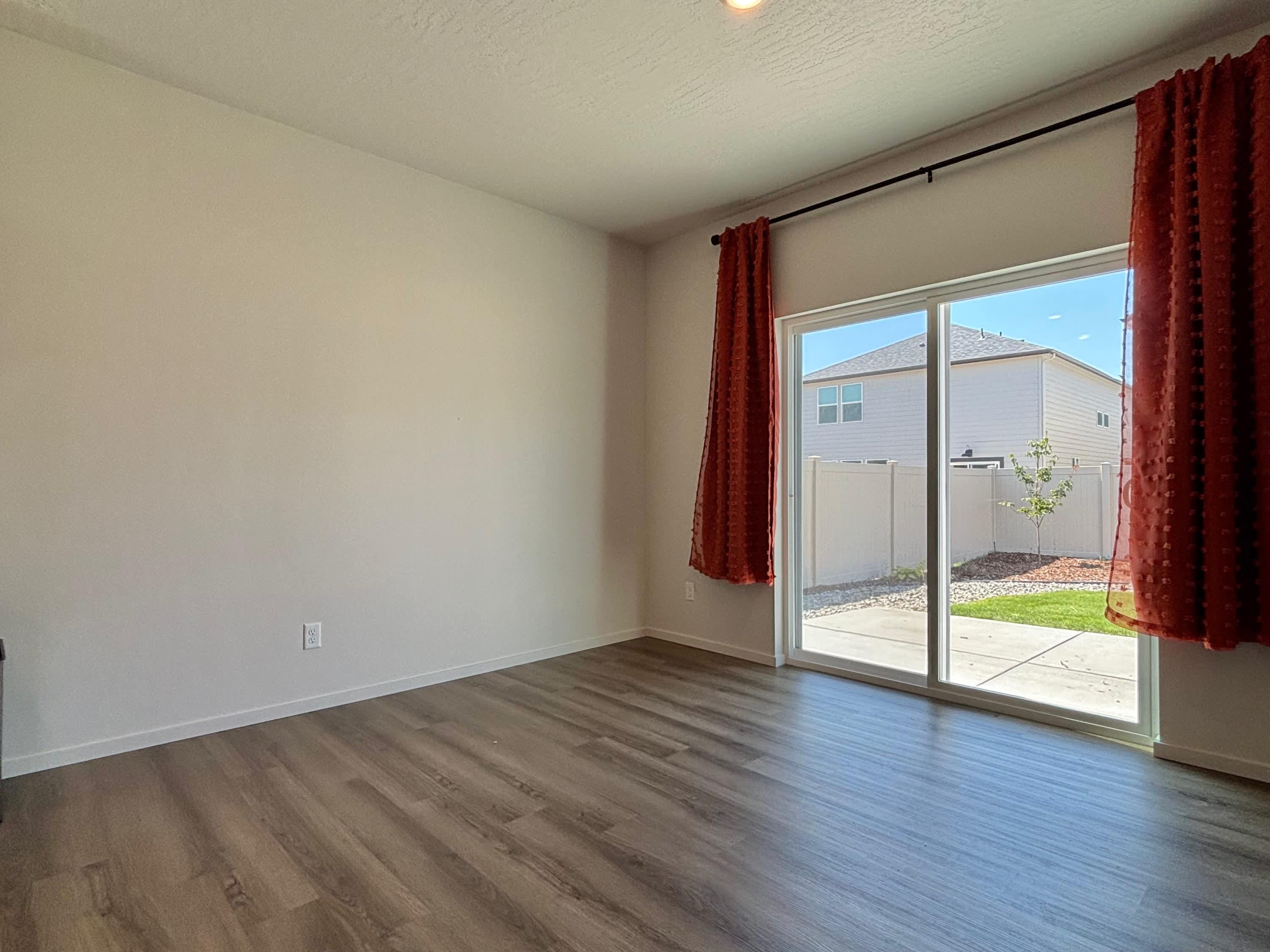3918 Keller Lane – photo 4