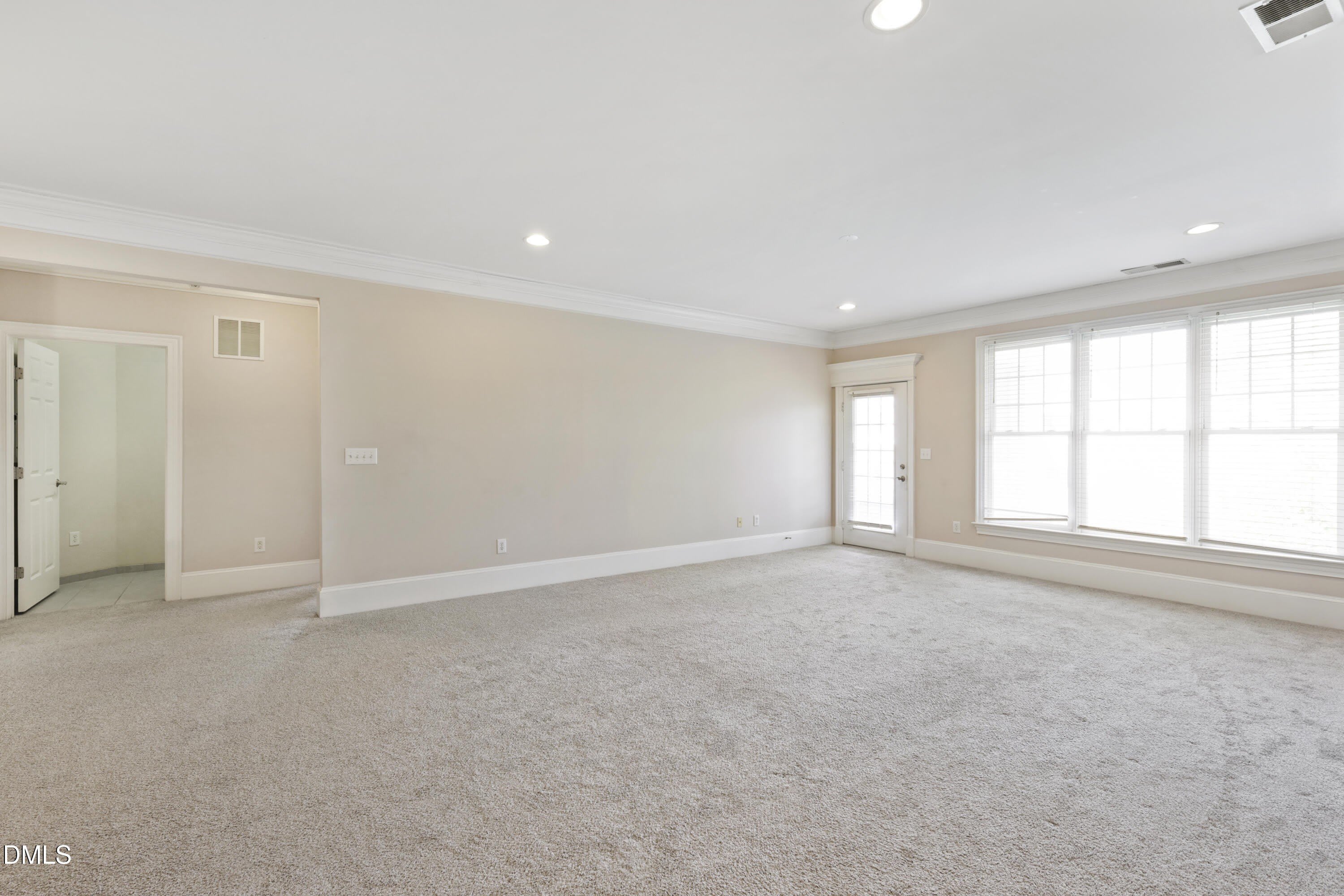 623 Waterford Lake Drive – photo 3