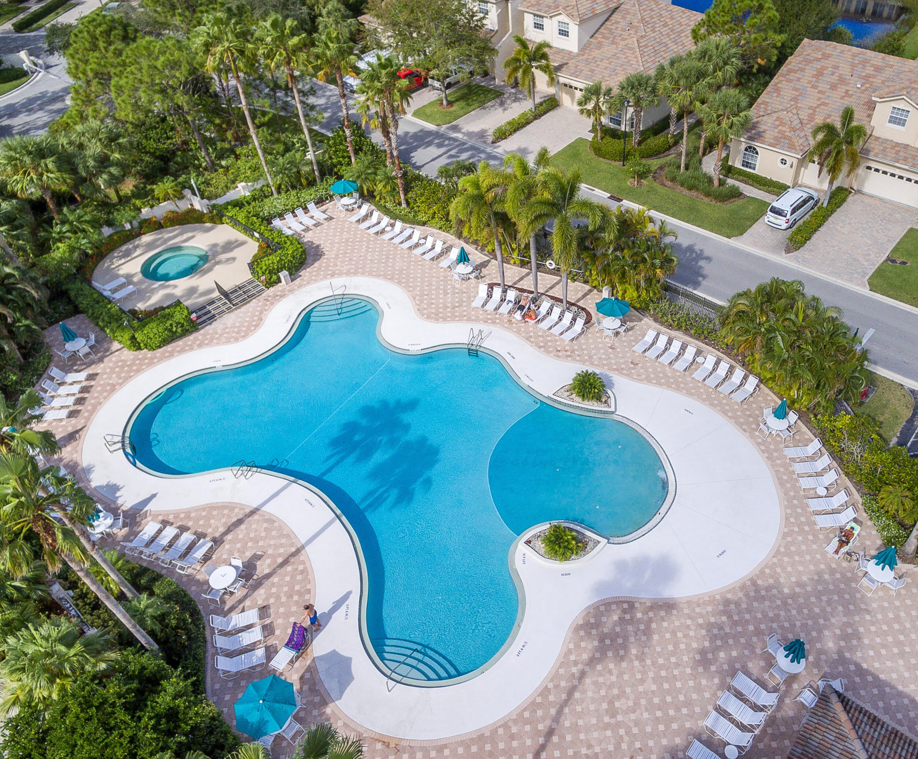 8913 Sandshot Court – photo 2