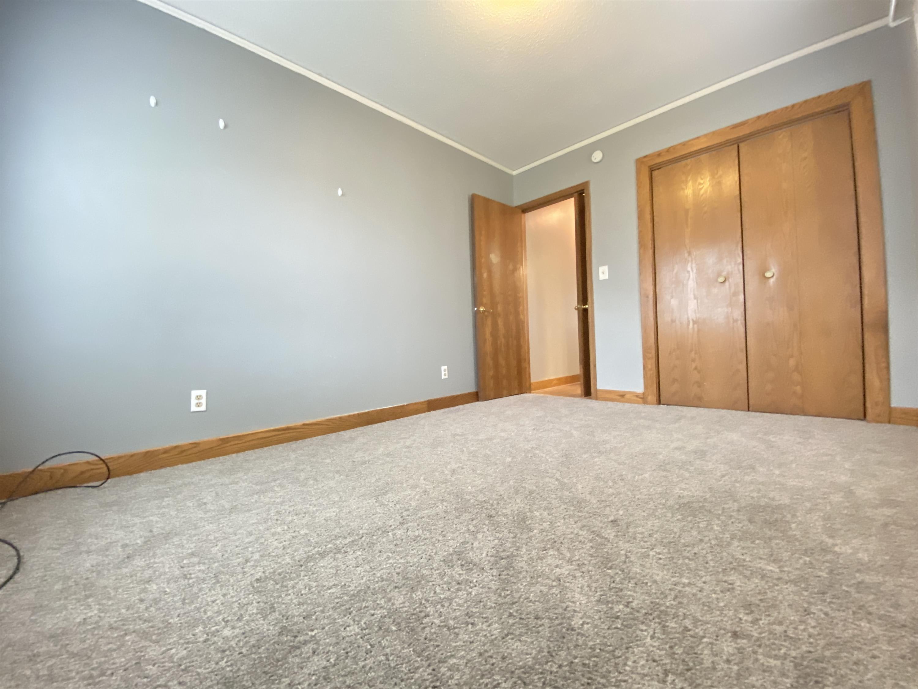 19 7th Avenue Northeast – photo 4