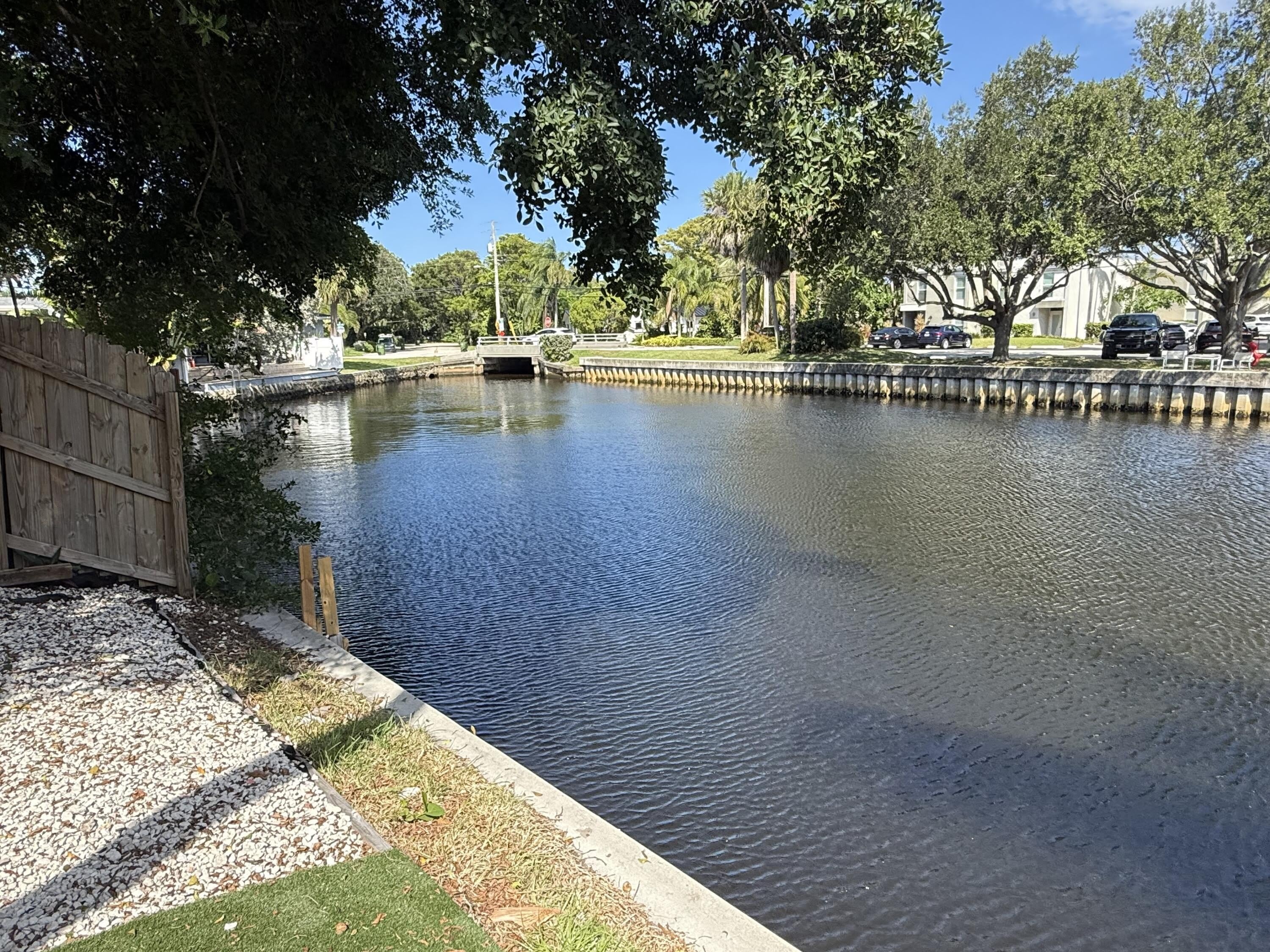 620 NE 20TH Street – photo 2