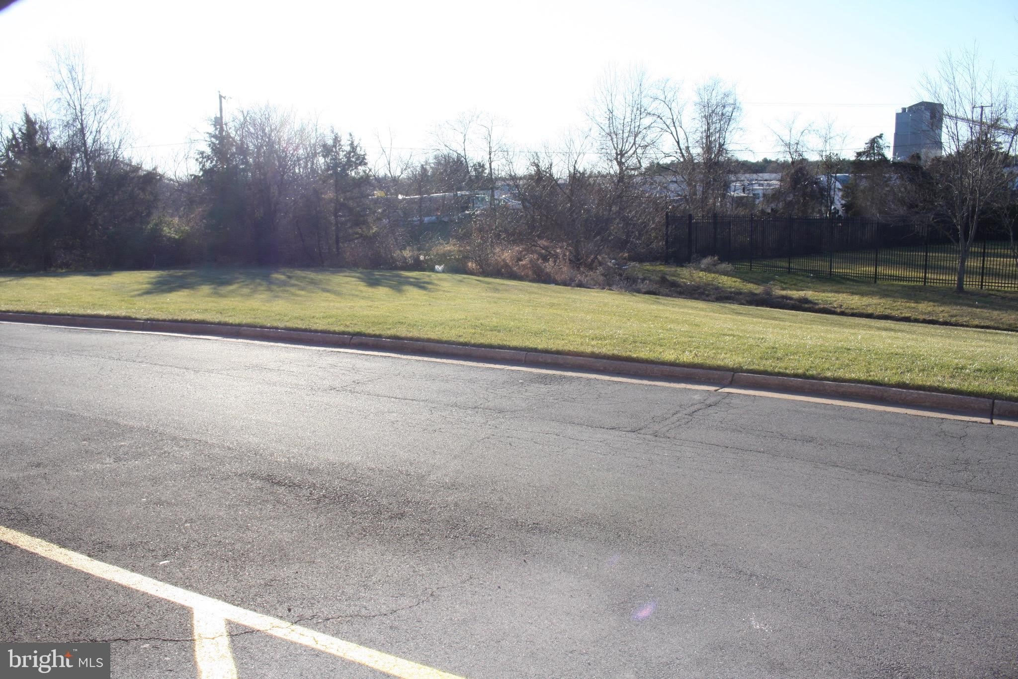 101 EXECUTIVE Drive – photo 3