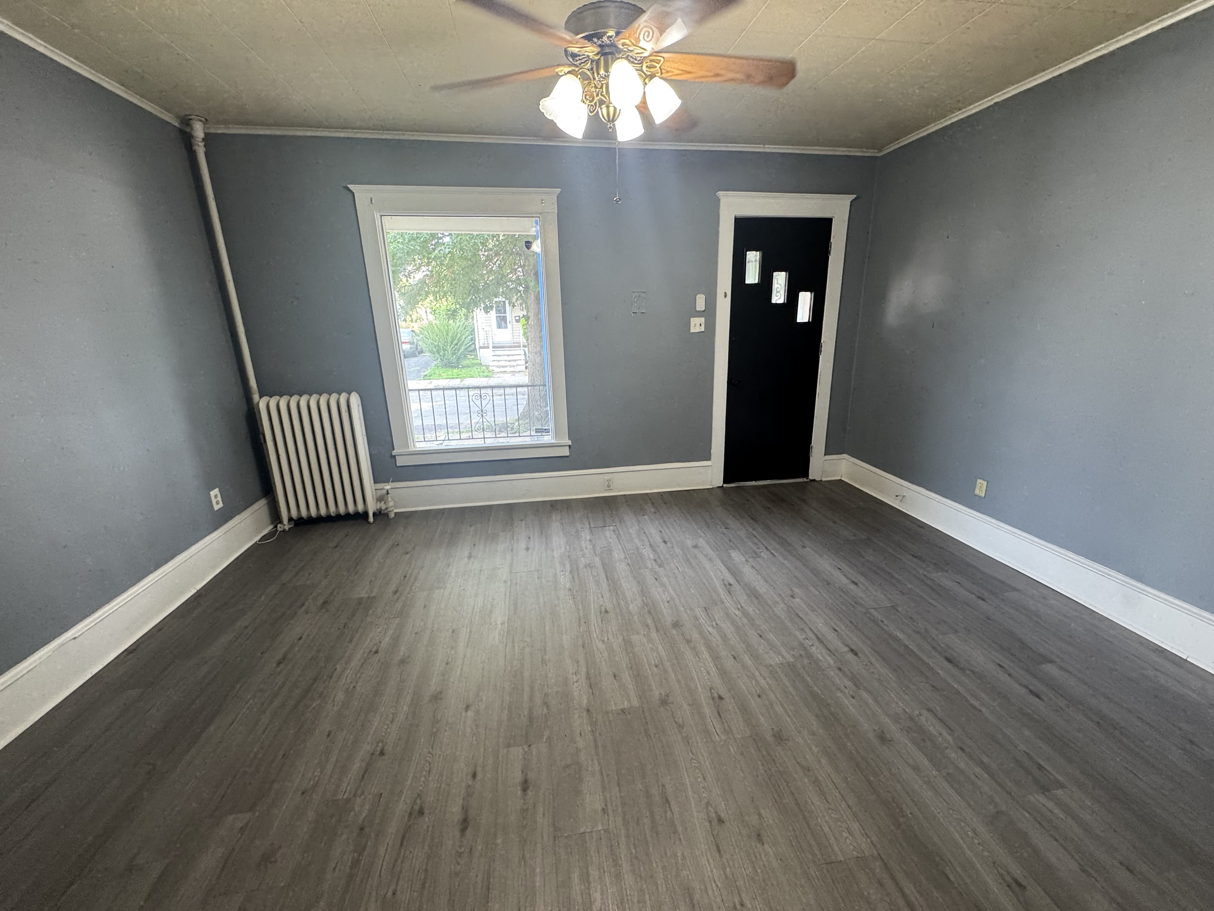 32 Alexander Street – photo 2