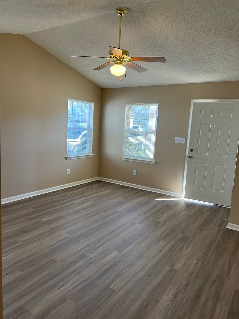 162 Springwood Lane – photo 2