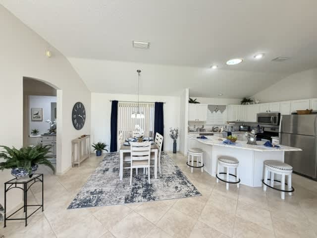 3024 Burbank Ln – photo 4