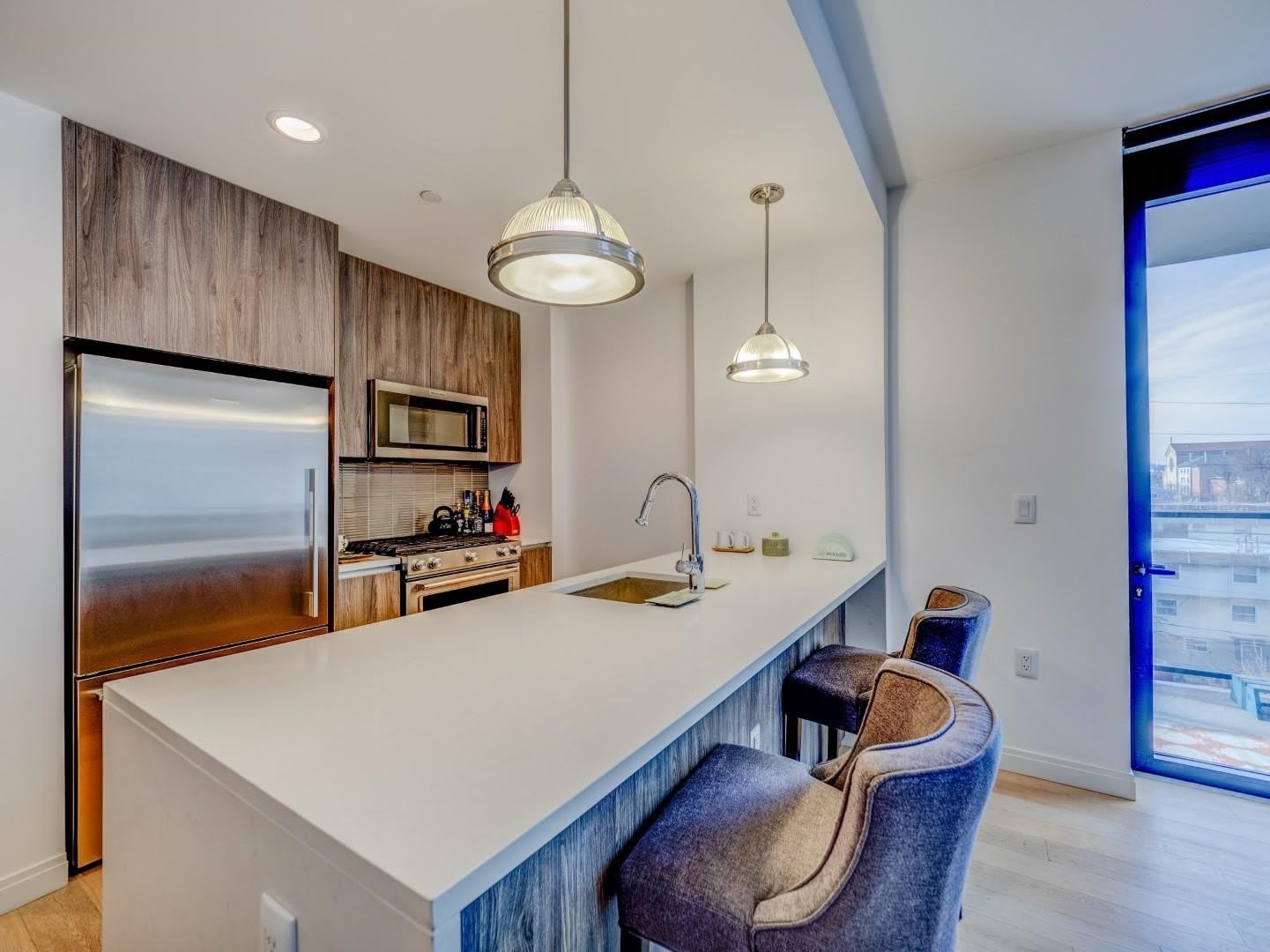 160 1ST ST 515 – photo 5