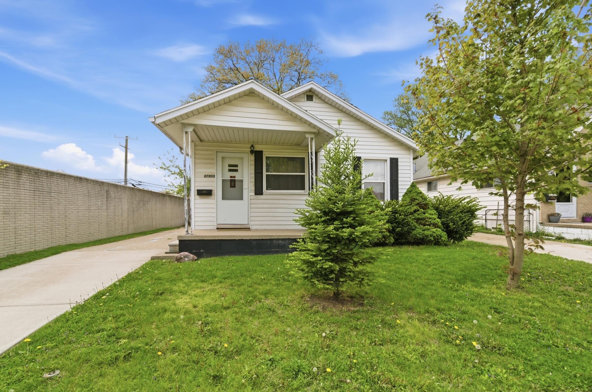 27033 Brush Street – photo 1