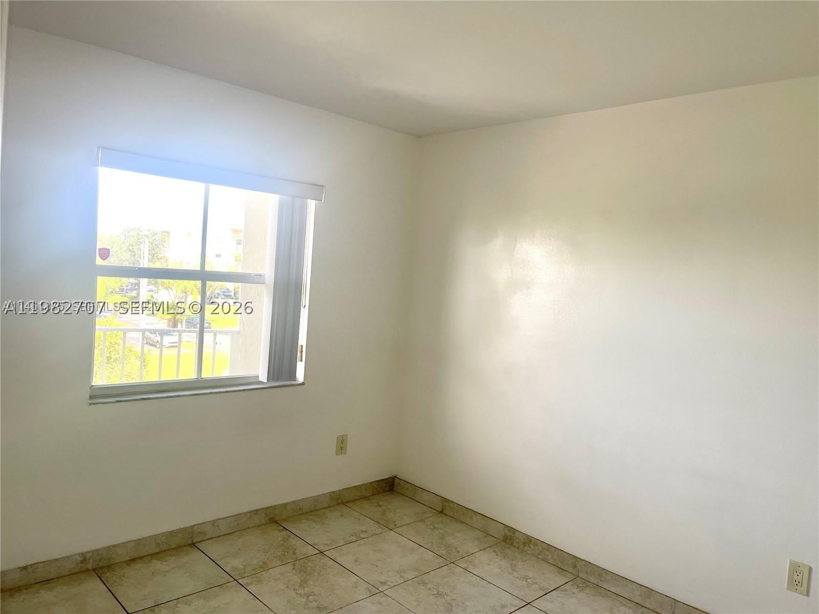 8240 SW 210th St – photo 4