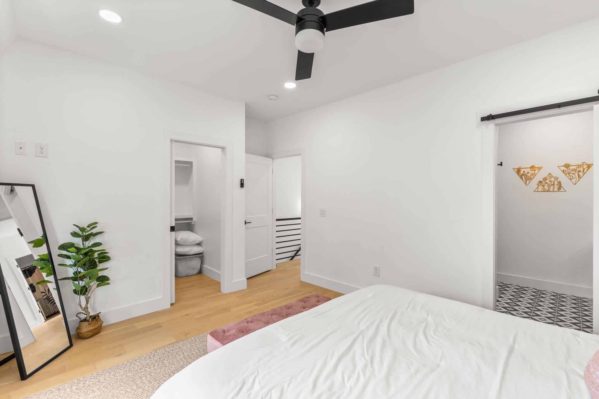 1206 Ireland Street – photo 4