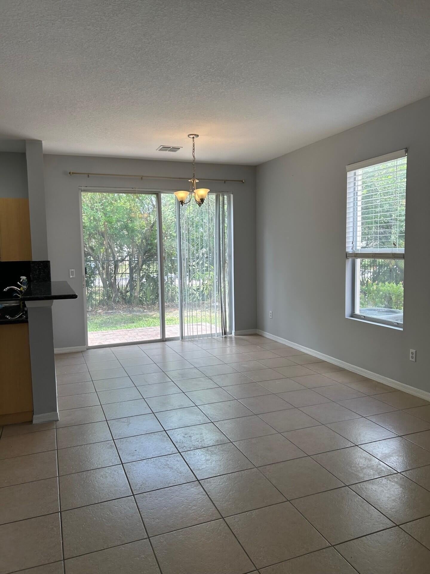 1412 SEMINOLE PALMS Drive – photo 4