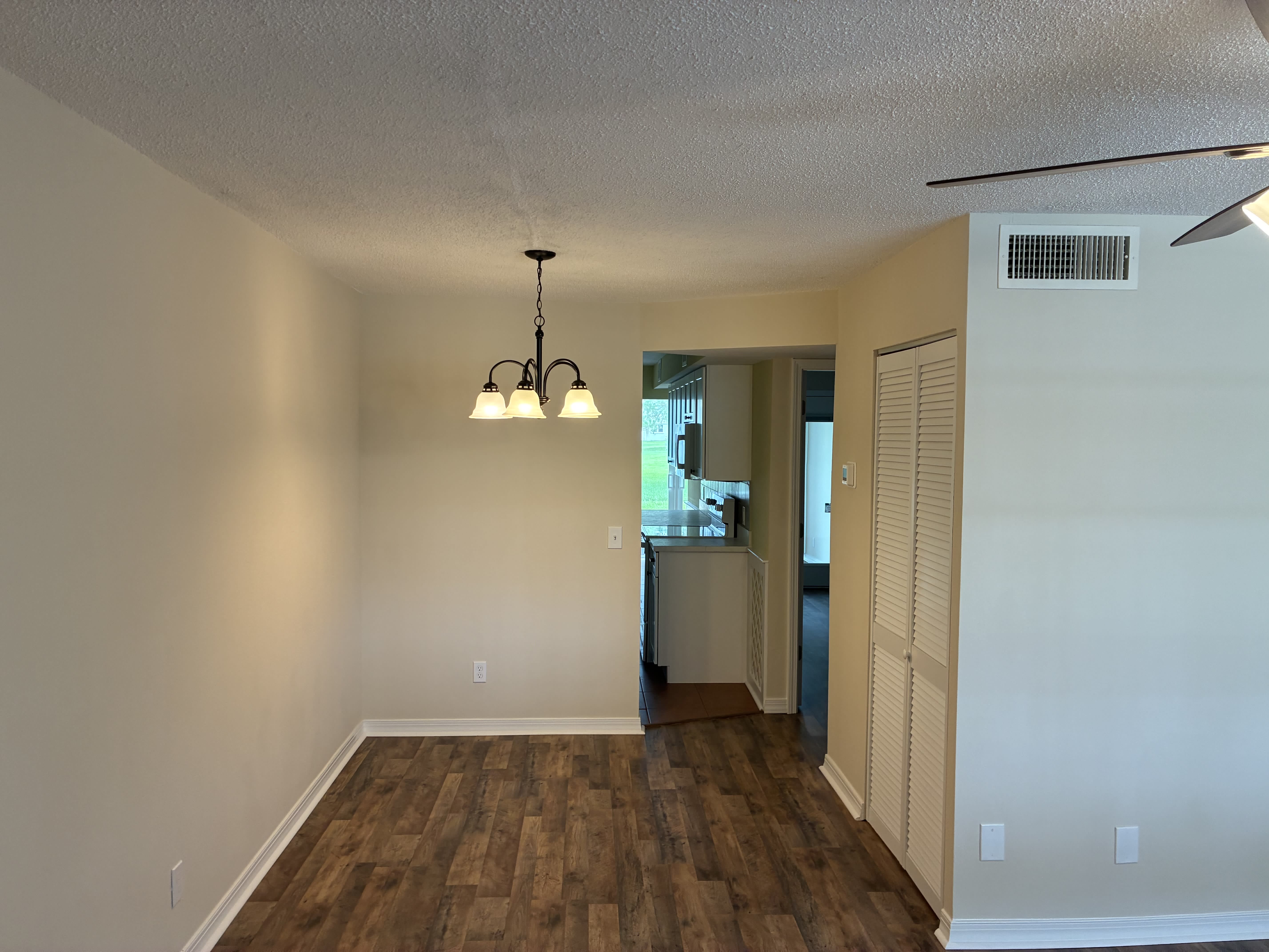 4705 1st St NE – photo 5