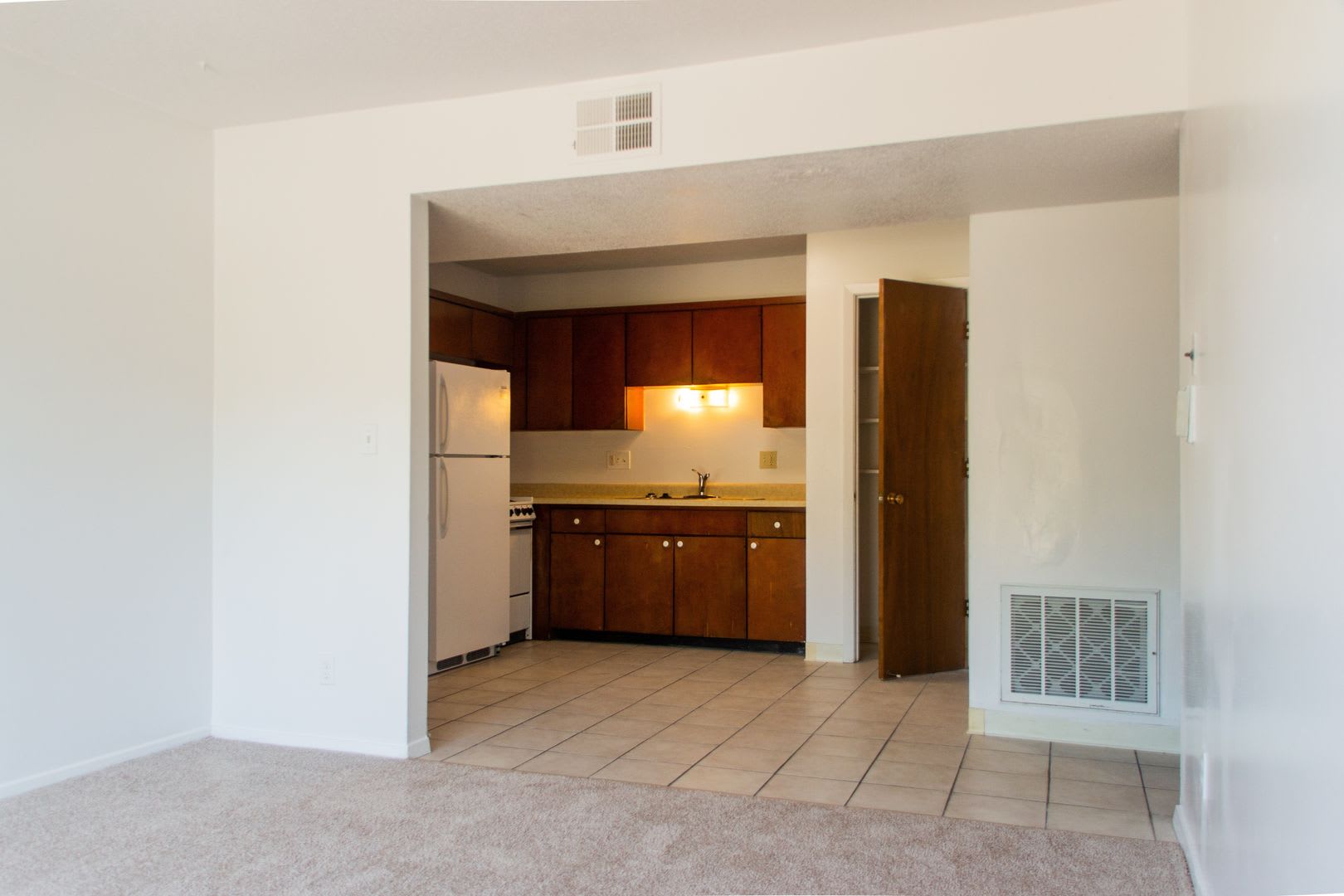 Pinnacle Woods Apartment Homes – photo 5