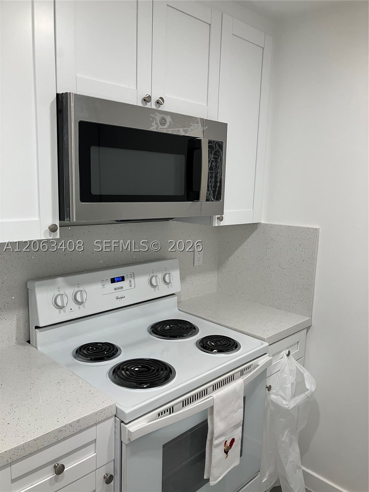 8305 SW 72nd Ave – photo 4
