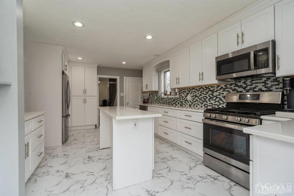 407 Harrison Avenue – photo 3
