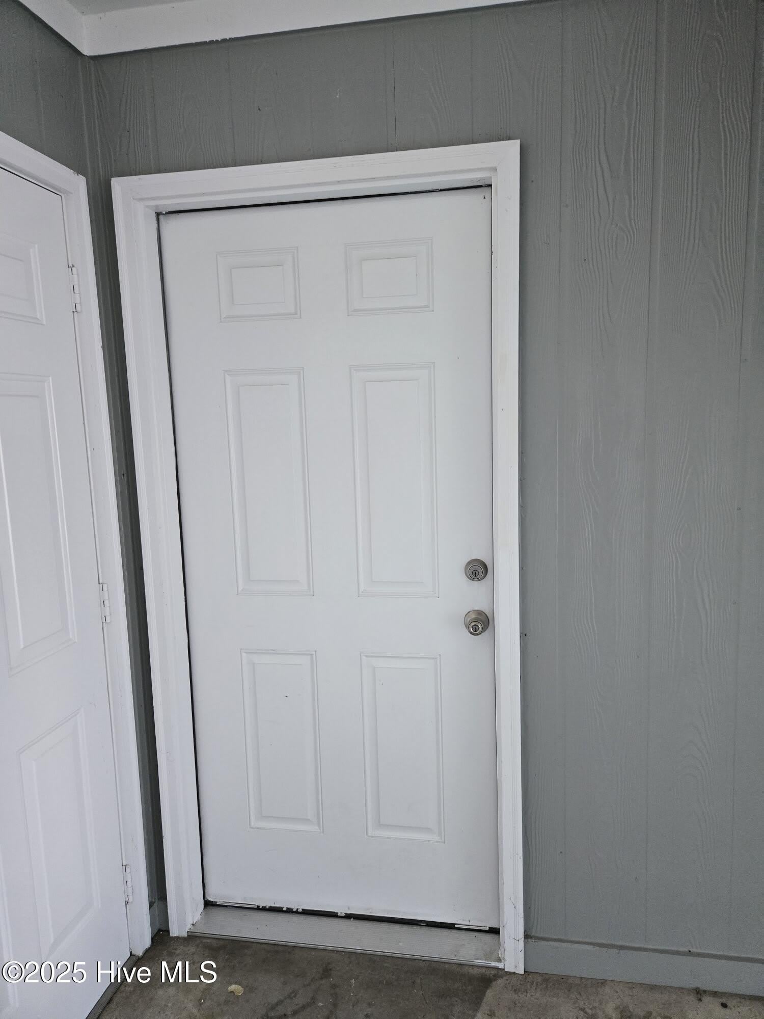1300 Hammock Lane – photo 2