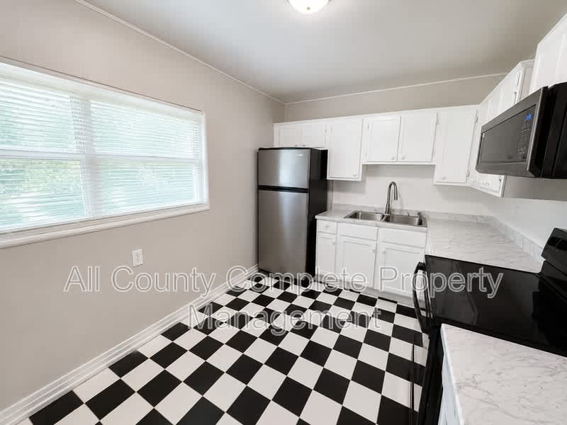 10415 Briarcliff Rd E – photo 5