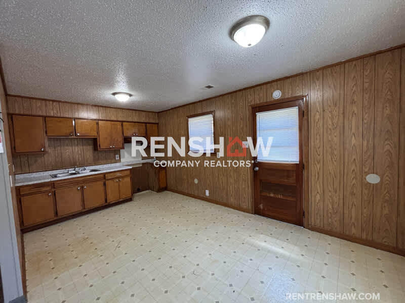 163 Navy Dr – photo 5