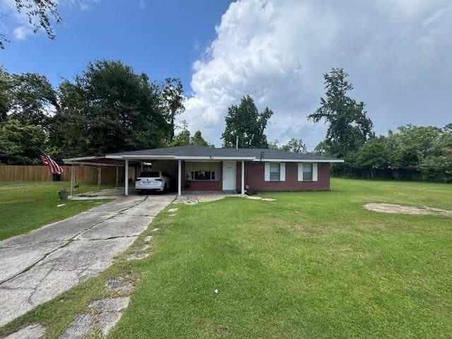 660 Princess Drive – photo 1