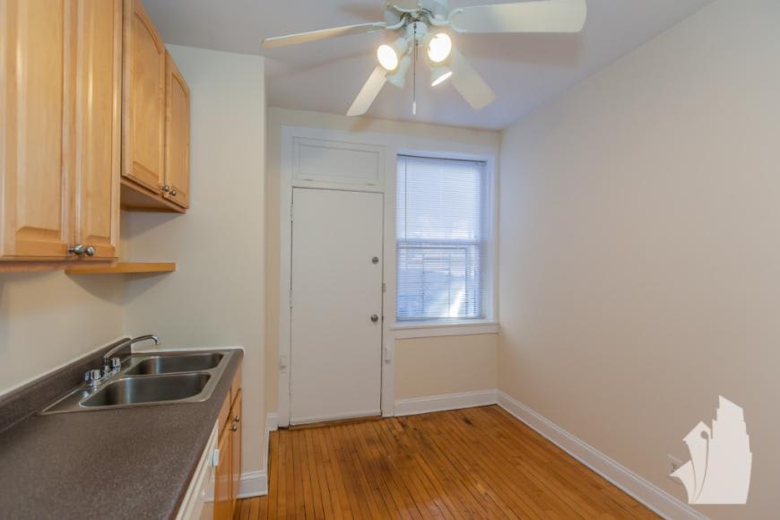 857 W Cornelia – photo 4