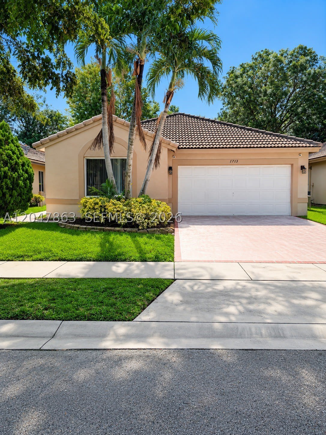 1713 NW 208th Ter – photo 1