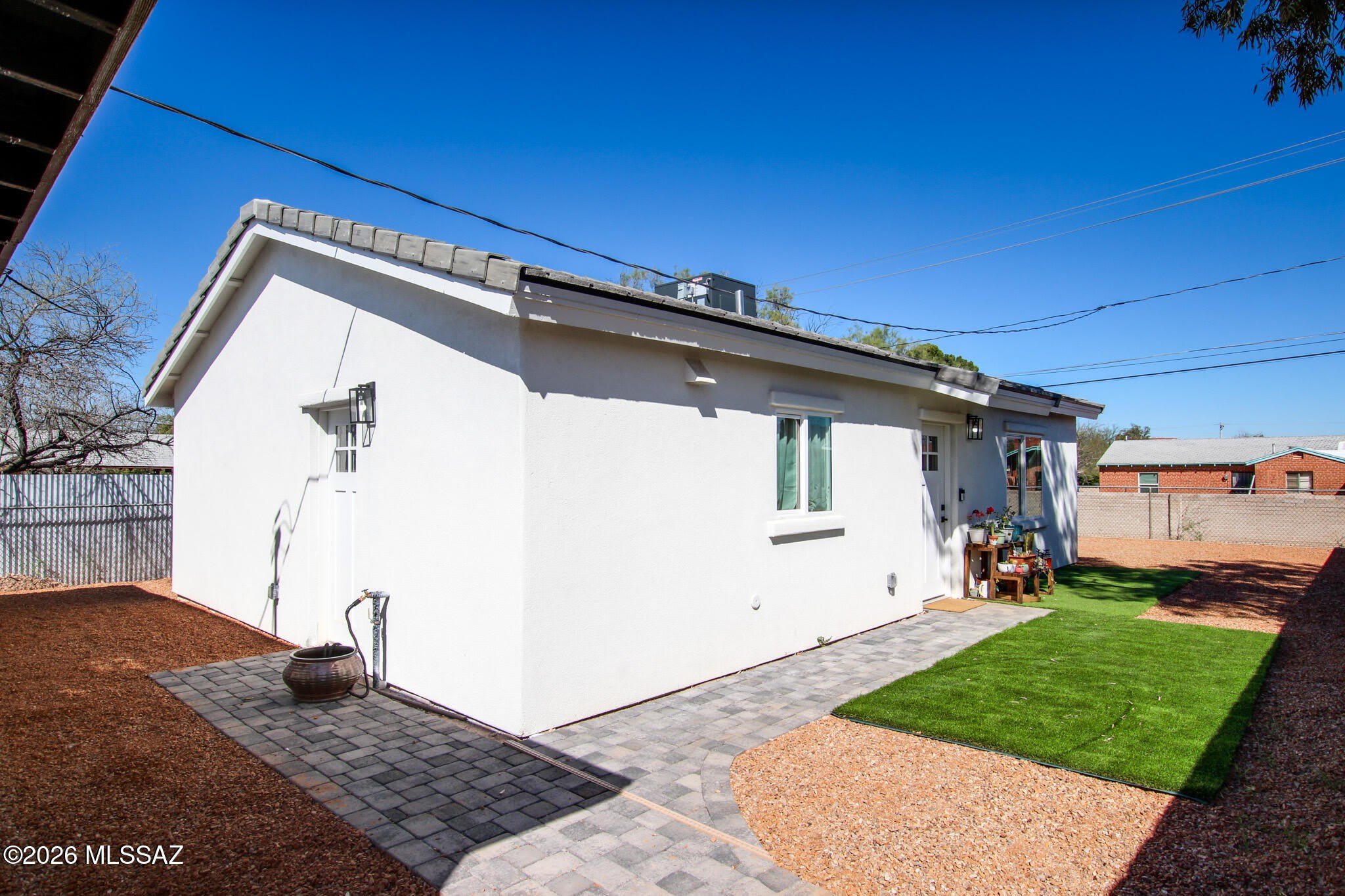 1221 E 13Th Street – photo 5