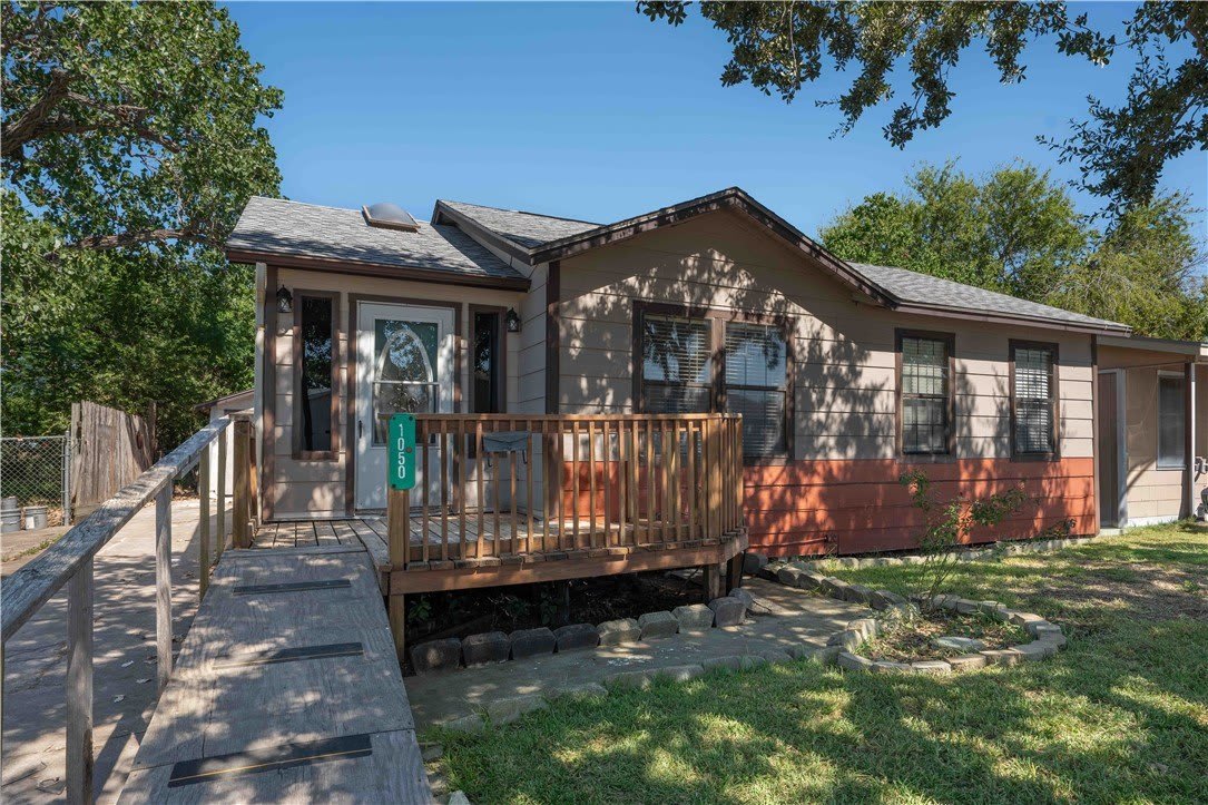 1050 Dorthy Drive – photo 1
