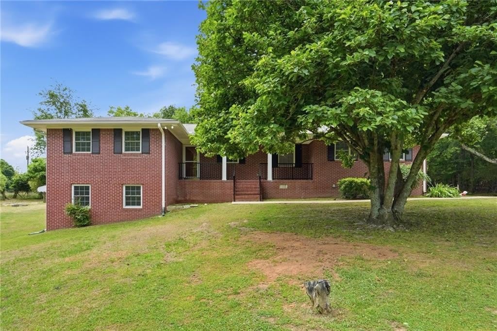 128 Mcneal Road – photo 2