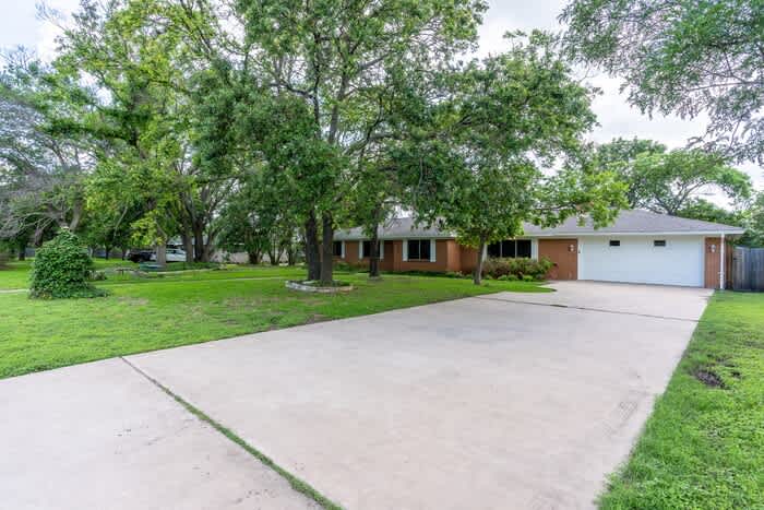 12504 Silver Spur – photo 2