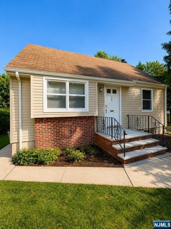 182 14th Street – photo 1