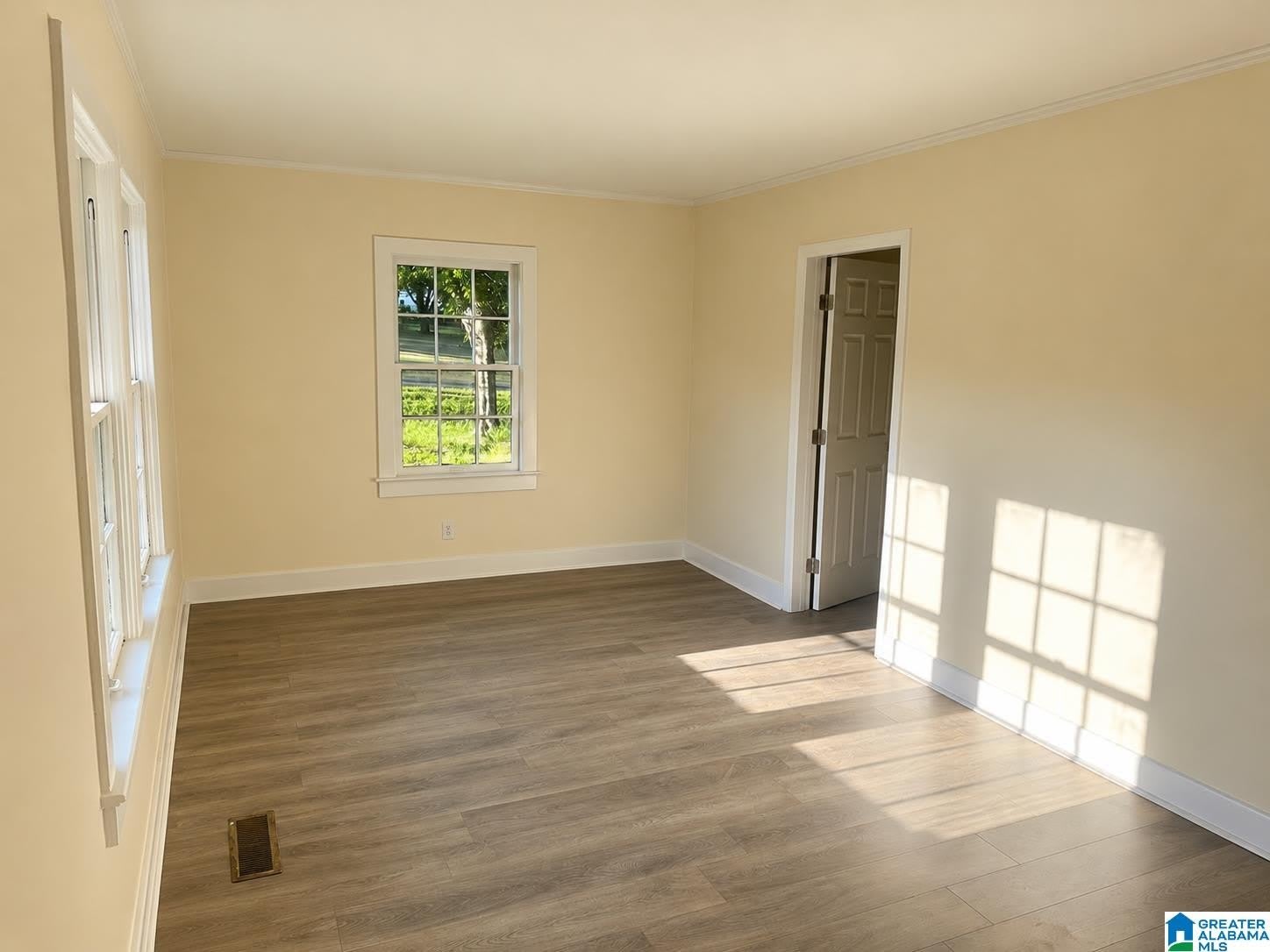 1105 PINEVIEW ROAD – photo 2