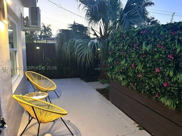 1634 Fletcher St – photo 5