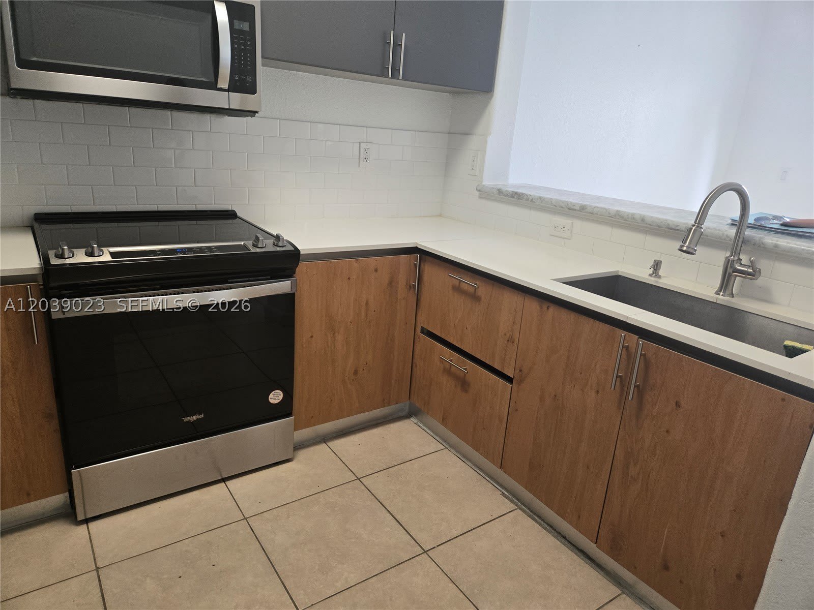 1539 SE 27th St – photo 4
