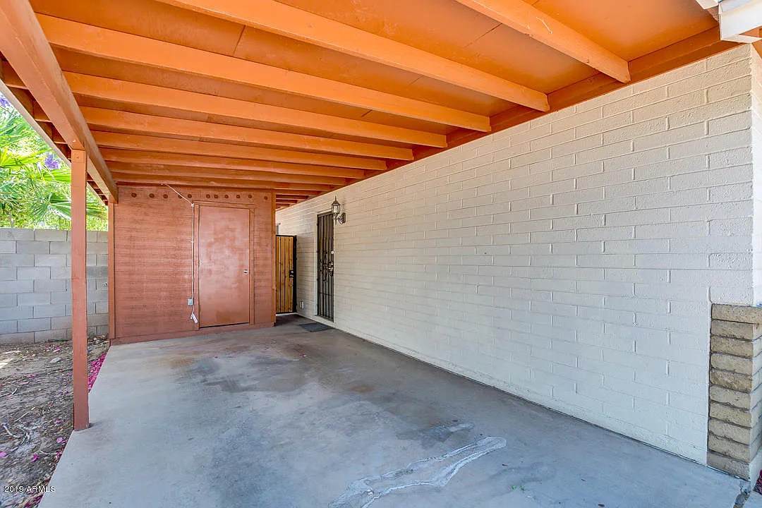 1909 W Palm Ln – photo 2