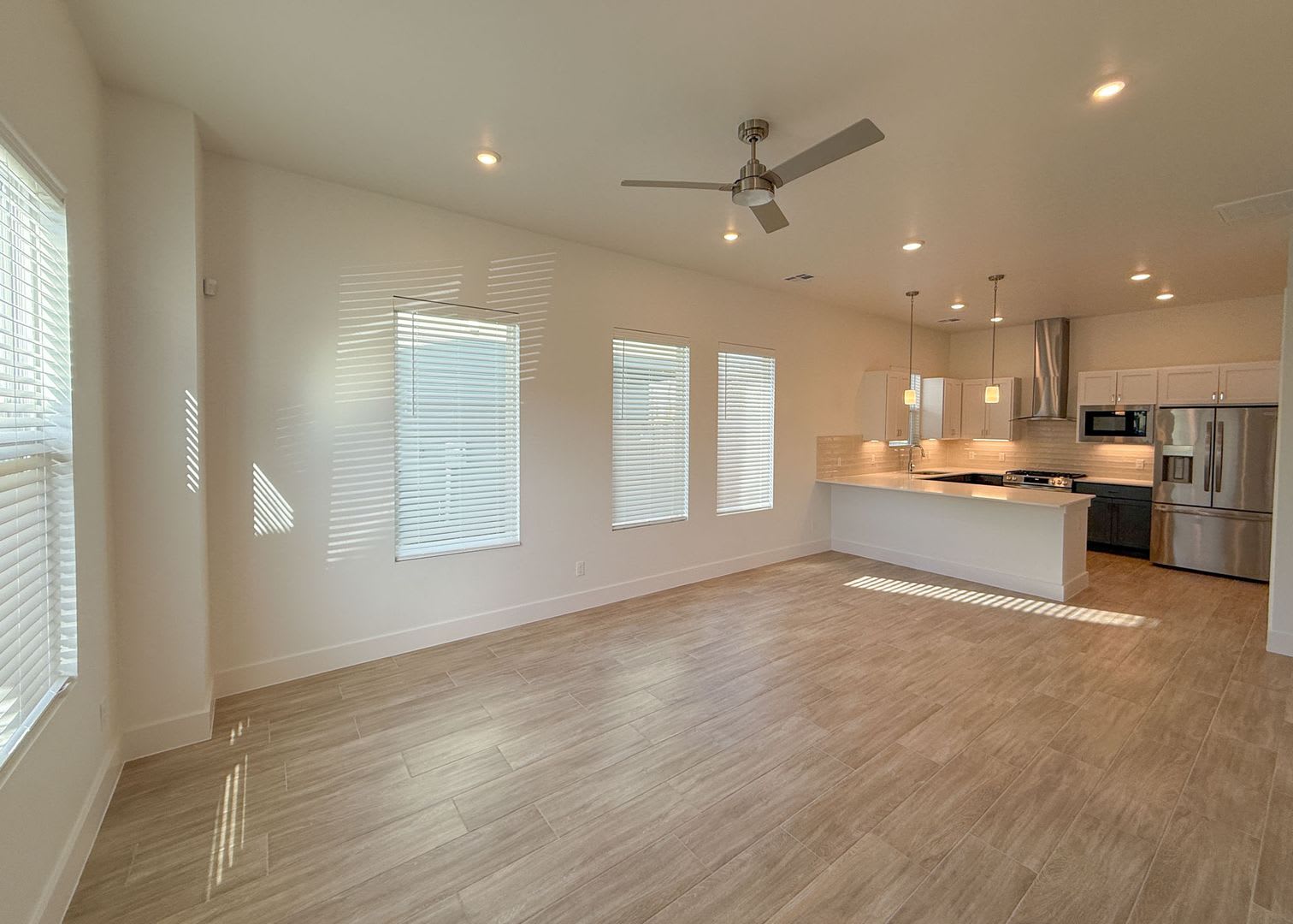 2025 Built Modern 3-Bedroom Home in Highland Pointe – photo 4
