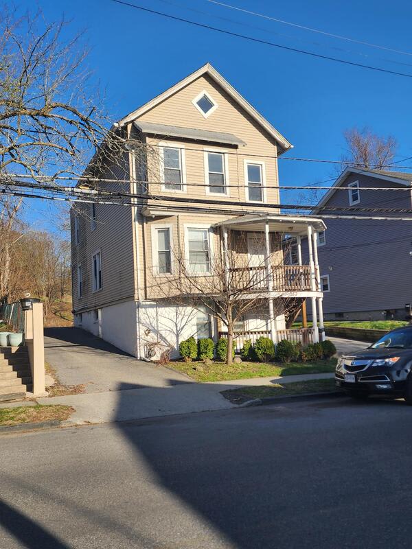 157 North Clinton Street B – photo 2