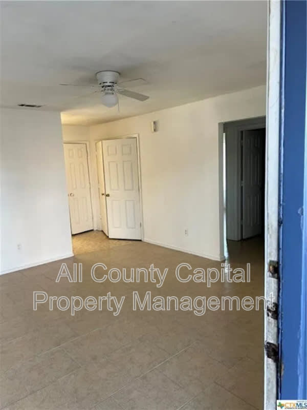 1507 Dugger Circle C – photo 4
