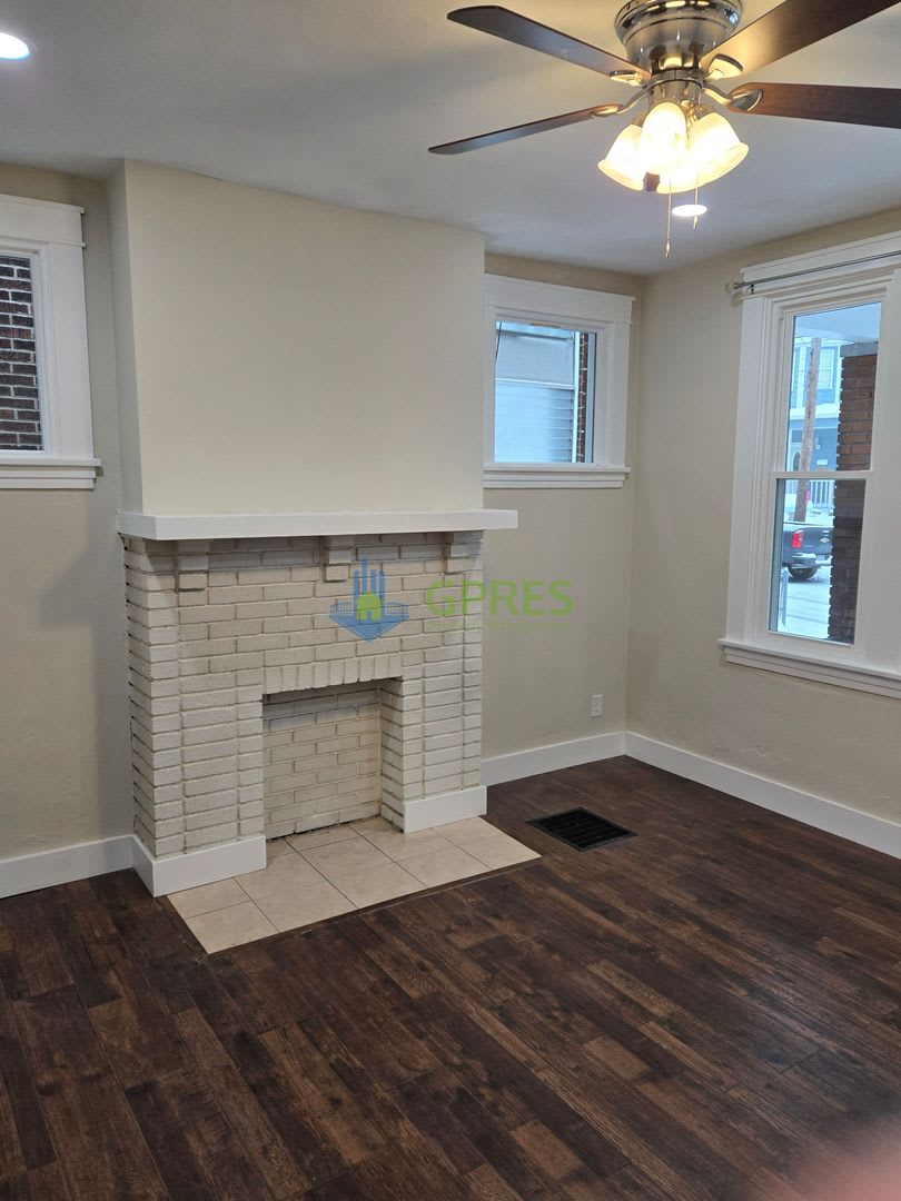 Newly renovated Beechview Home with Bonus Room walking distance to the T – photo 3