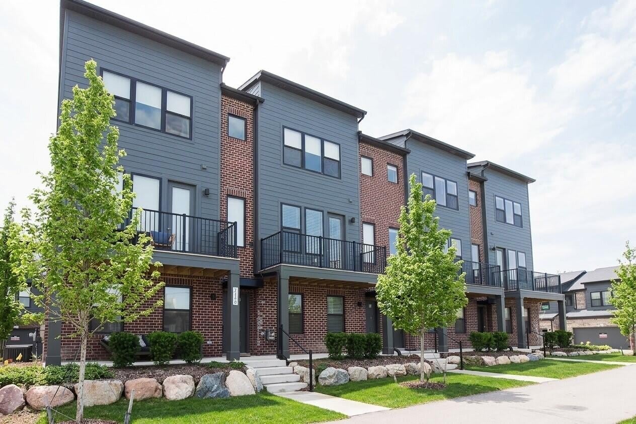 2150 Park Drive – photo 1
