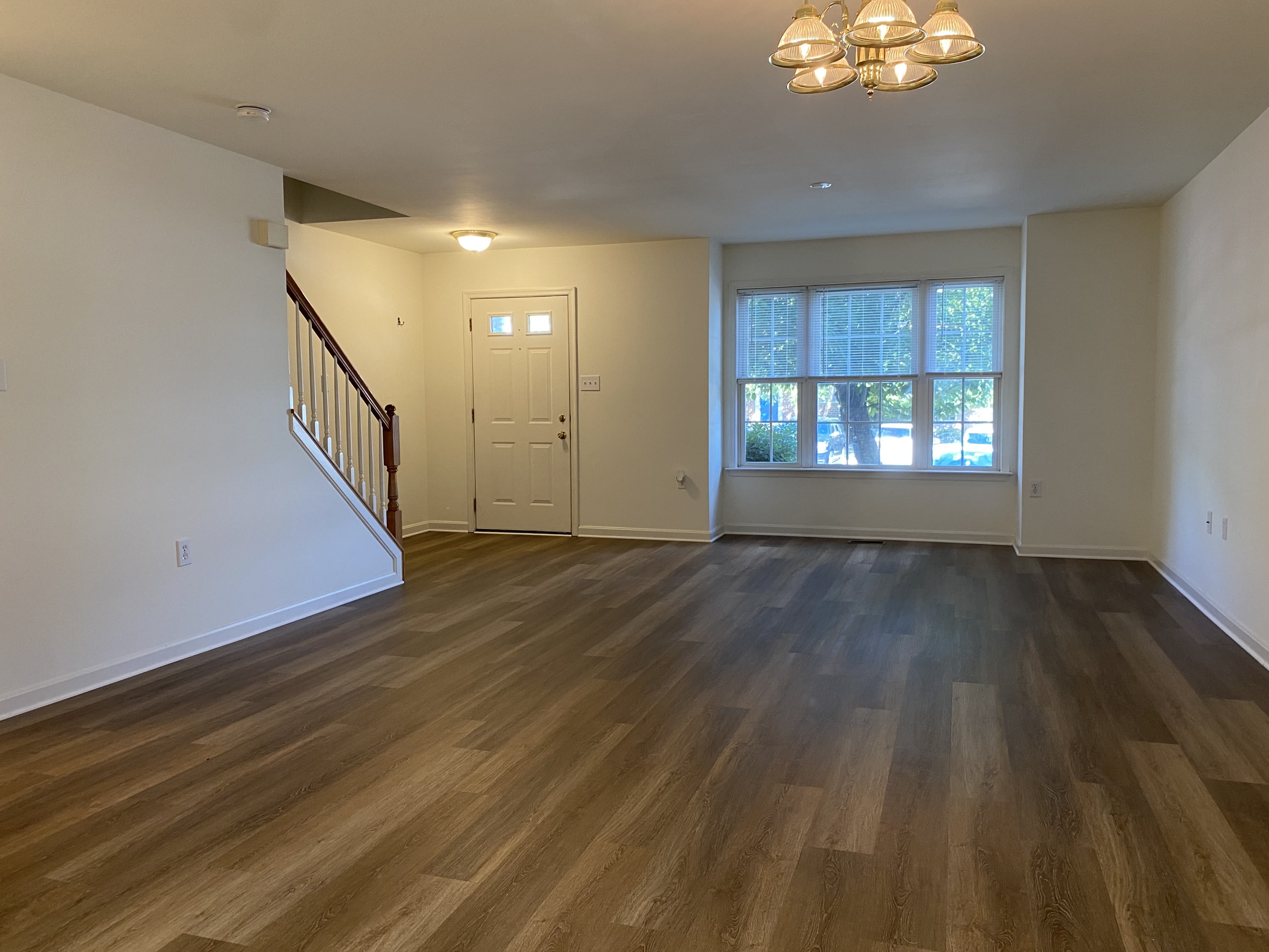 63 Mabel Lane – photo 4